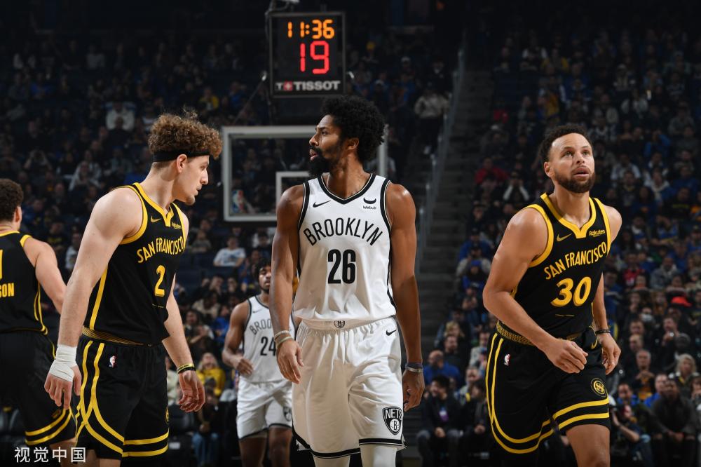 突然提出额 突然提出额