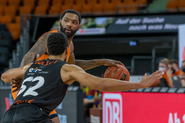 他考虑退役 他考虑退役