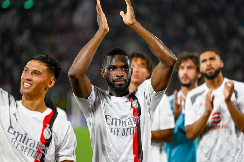 但随着比赛 但随着比赛