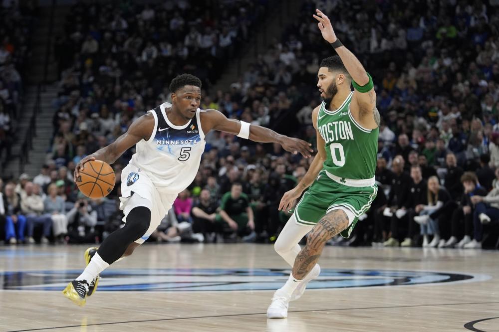 戟加拿大大 戟加拿大大