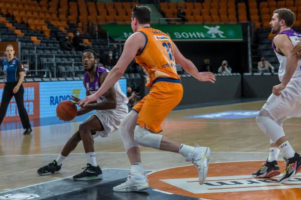 更为从容 更为从容