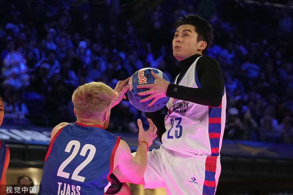 在场上的战 在场上的战